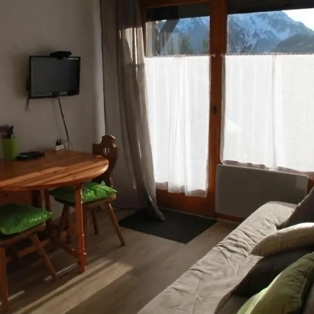 Chatel, 1 Piece, 3 Personnes - Fr-1-200-140 *